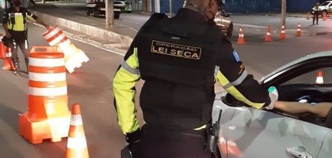 Mais de 3 mil condutores foram autuados em blitz da Lei Seca este ano