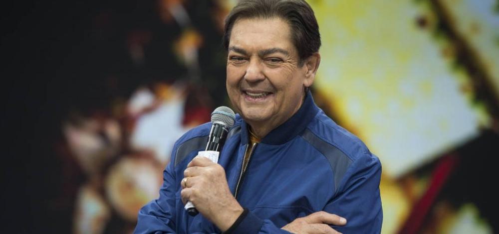 Apesar de permanecer na UTI, Faustão já “apresenta boa função do coração”