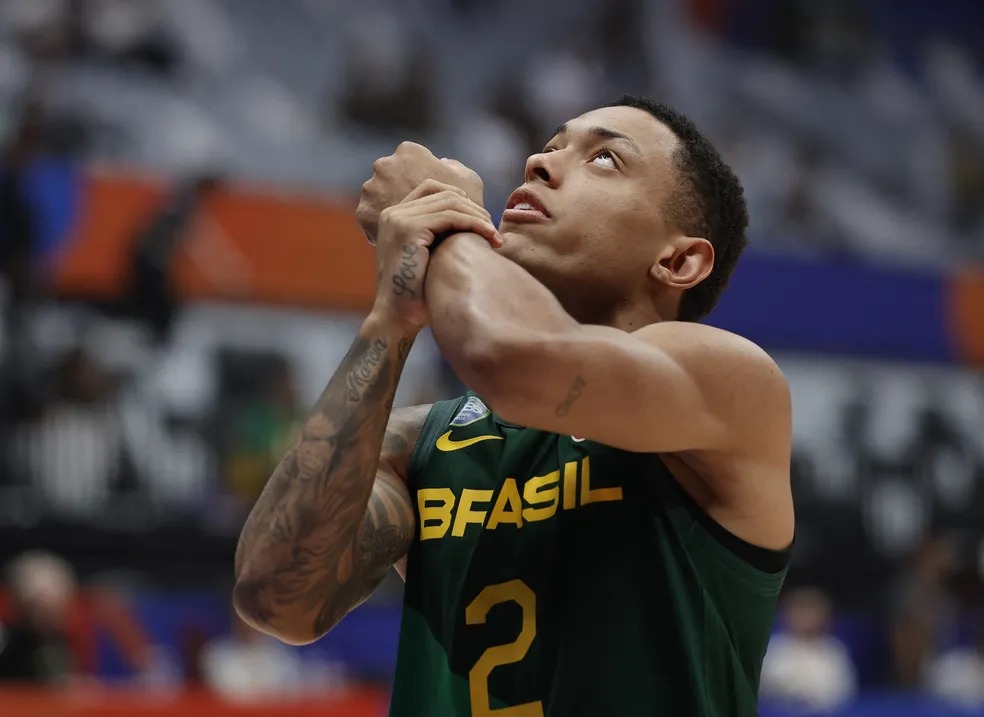 Brasil vence Costa do Marfim e avança na Copa do Mundo de basquete