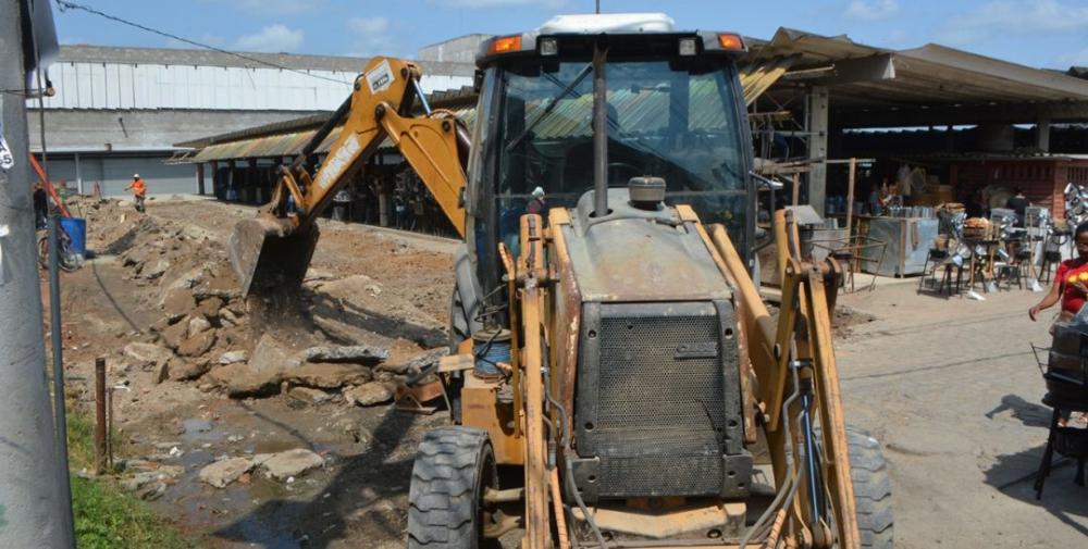 Obras de infraestrutura são iniciadas no Centro de Abastecimento
