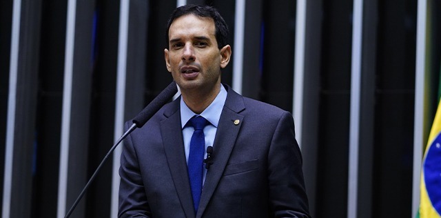 Leo Prates quer criar comissão especial voltada às populações atingidas por desastres naturais