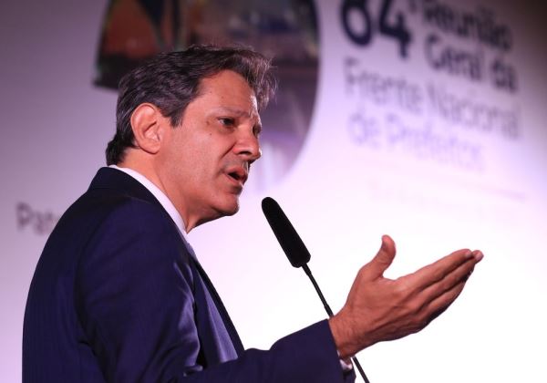 Haddad adverte França sobre tentativa de atrasar acordo Mercosul–UE