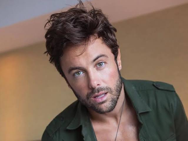 Kayky Brito recebe alta da UTI e conversa com a família