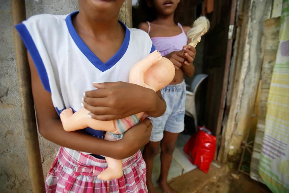 Mais da metade das crianças na Bahia vivem abaixo da linha da pobreza