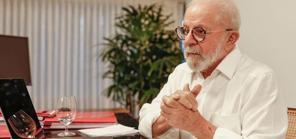 Lula pede que presidente da Autoridade Palestina convença Egito a liberar passagem de brasileiros