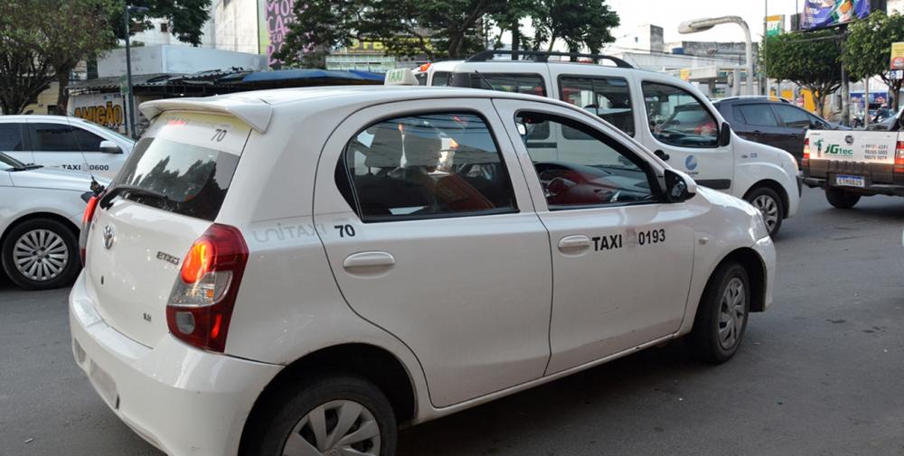 Vistoria anual da frota de táxis de Feira de Santana começa na segunda, 16