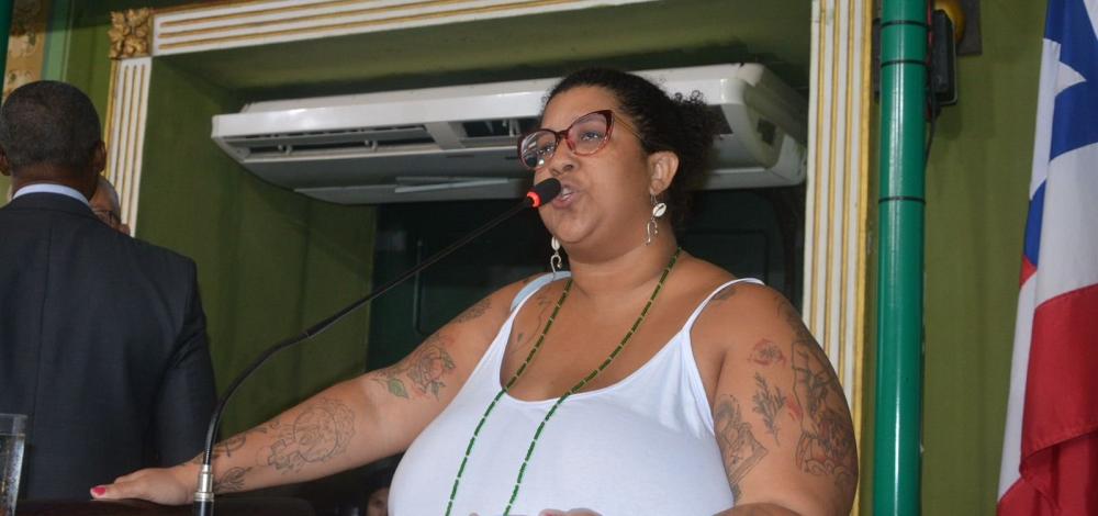 Vereadoras do Pretas por Salvador acusam militante de direita de atacar gabinete