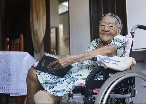 Mulheres são maioria entre centenários na Bahia