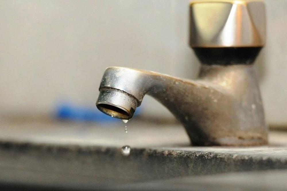 Falta de energia interrompe abastecimento de água em dois distritos feirenses e quatro cidades