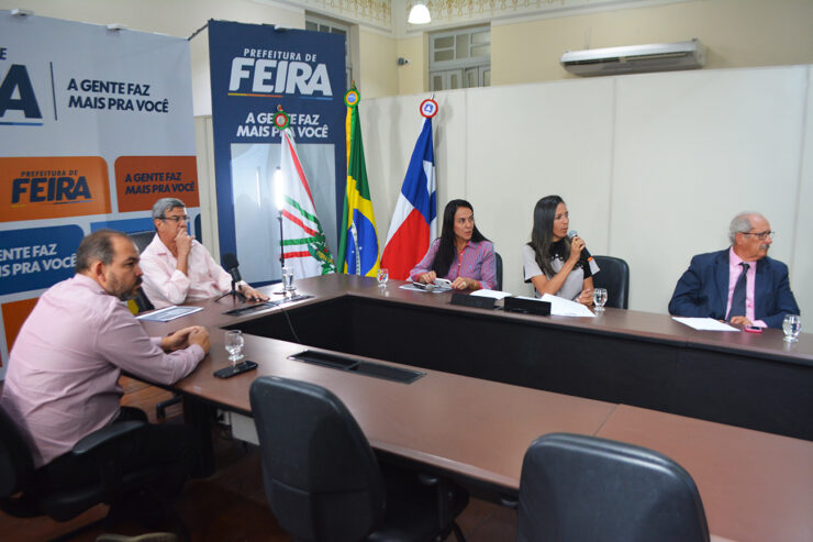 Prefeito alerta para aumento de casos e mortes por dengue e covid em Feira
