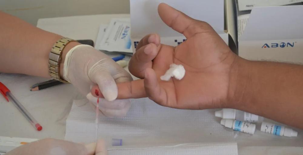 Conscientização sobre Aids no Dezembro Vermelho é intensificada 