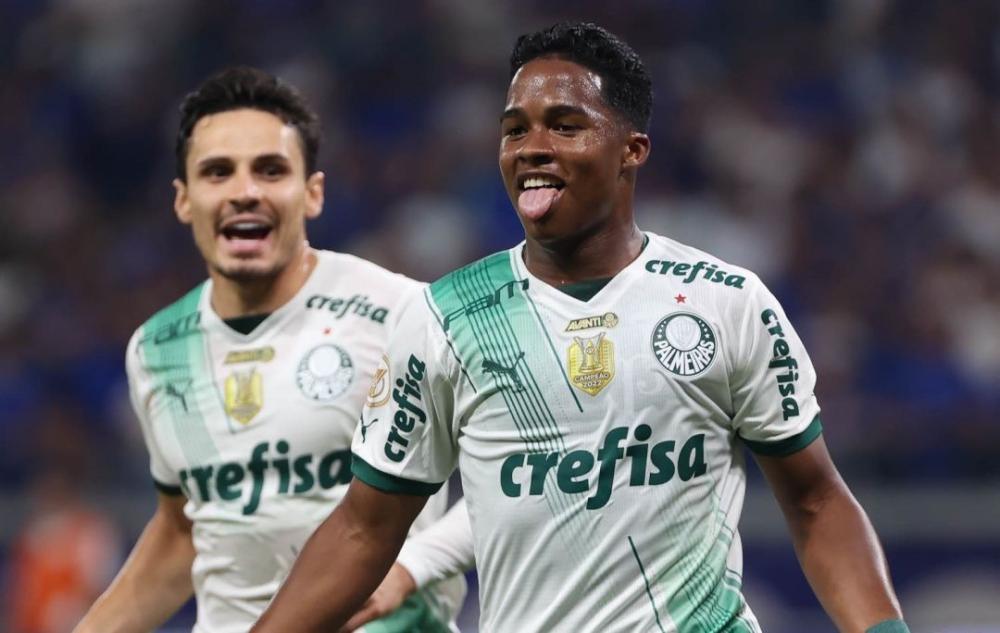Palmeiras empata com Cruzeiro e confirma título brasileiro