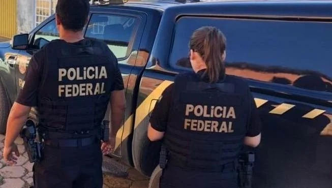 Polícia e Receita Federal fazem operação em Feira de Santana