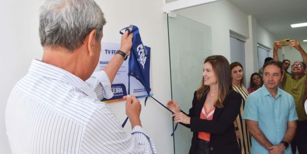 TV Feira inaugura estúdio e comemora um ano no ar