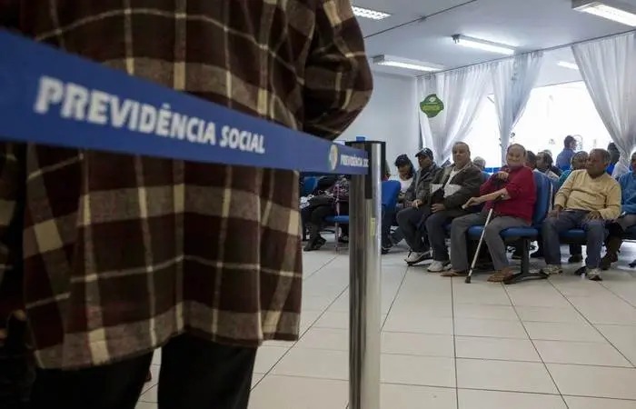 Confira novas regras para aposentadoria que entram em vigor em 2024