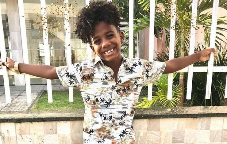 Garoto que dançou em show de Ivete acumula mais de 300 mil seguidores e ganha bolsa de estudos