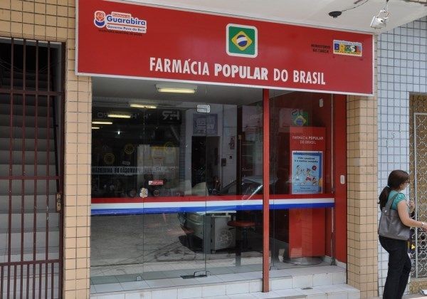 Farmácia Popular começa a distribuir absorventes gratuitos