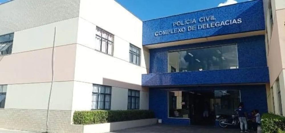  Mulher acusada de atear fogo em idoso é presa em Feira de Santana