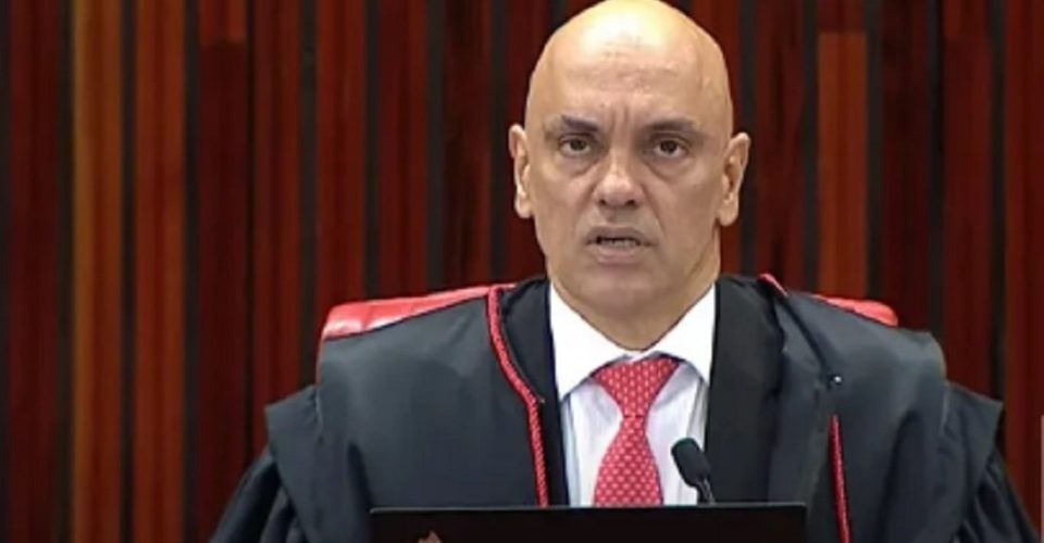 Moraes autoriza acesso da CGU às investigações contra Bolsonaro