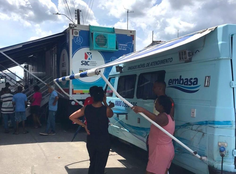 Unidade Móvel da Embasa atende comunidade do Parque Panorama