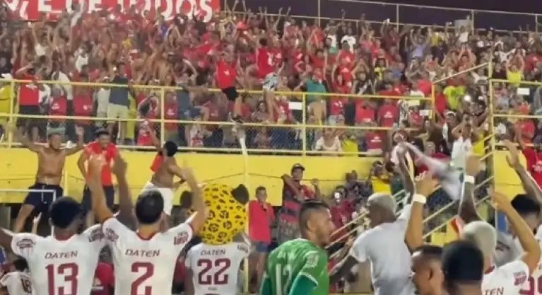 Bahia de Feira perde para o Barcelona de Ilhéus e se complica na competição