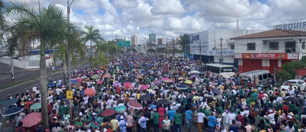 Trânsito no centro de Feira sofre mudanças neste domingo, durante Caminhada do Perdão