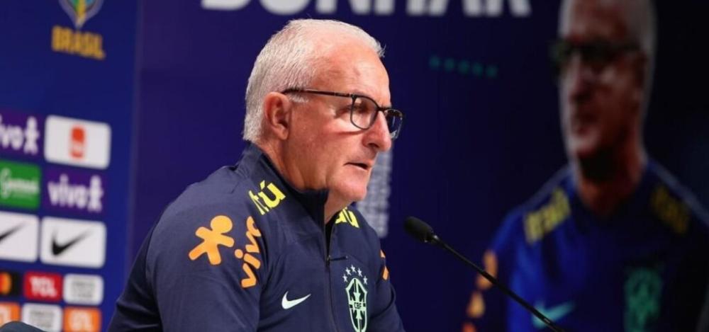 Dorival convoca Léo Jardim, Fabrício Bruno e Galeno para seleção