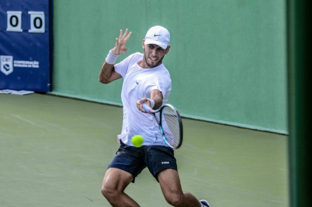 Feira de Santana recebe competição internacional de tênis