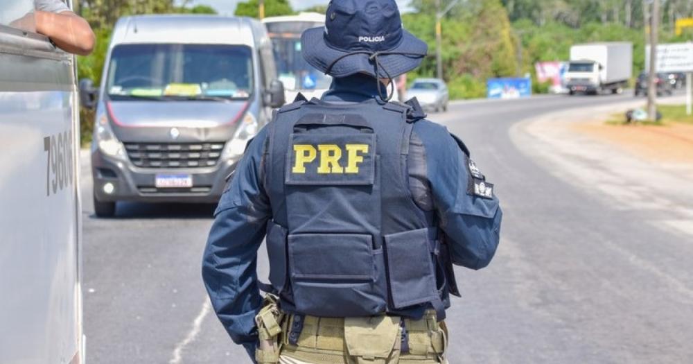 Operação integrada da polícia recupera mais de 110 veículos no oeste e sul baiano