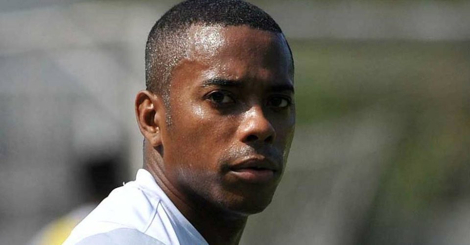 STJ forma maioria e decide que Robinho cumpra pena por estupro no Brasil