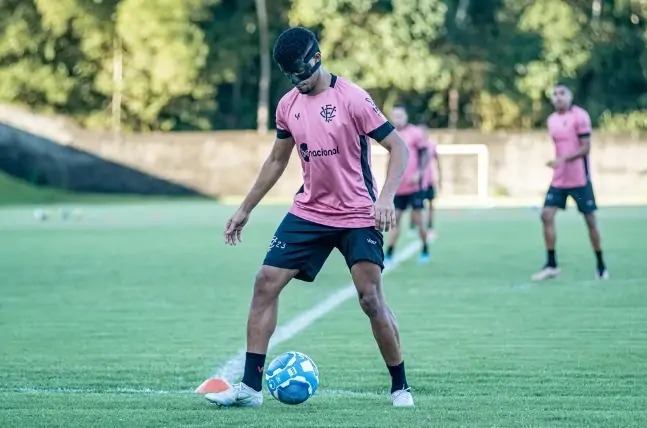 Com jogo adiado, Vitória terá semana livre antes de Ba-Vi pelo Brasileirão