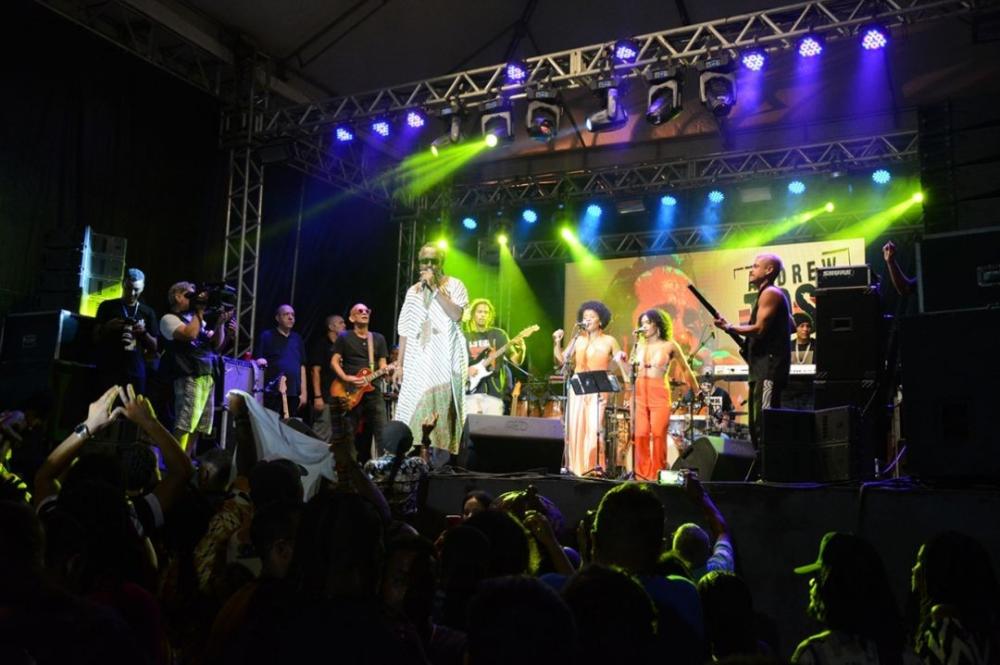 Veja a programação completa e horários do Palco Reggae Vibes