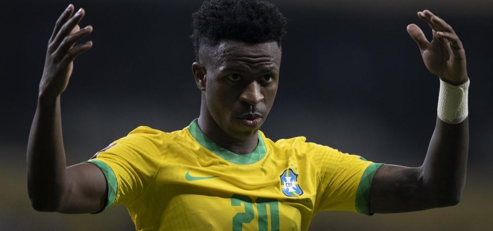 Após casos de racismo envolvendo Vini Jr, grupo interministerial tem reunião marcada para discutir racismo no futebol