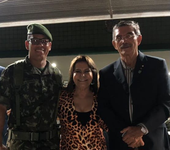 Presidente da Câmara Municipal, Eremita Mota, prestigia o Dia da Infantaria