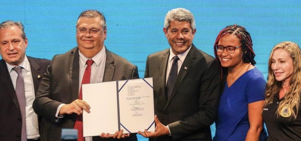 Com presença de Flávio Dino, Governo da Bahia lança operação para intensificar segurança no Pelourinho