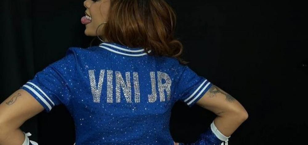 Anitta lança música nova e faz homenagem a Vini Jr. na final da Liga dos Campeões