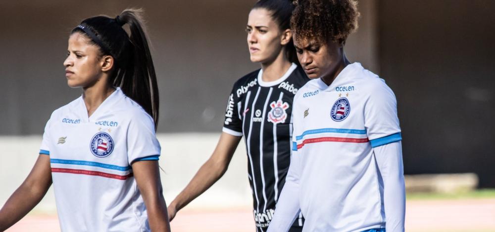 Após rebaixamento, Bahia anuncia reestruturação do futebol feminino sob protesto da torcida