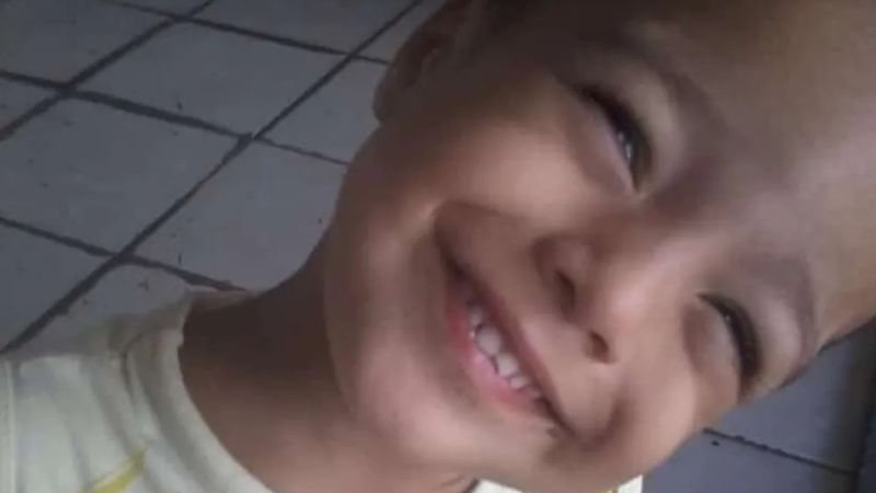 Criança de 2 anos morre dois dias após engolir moeda de 10 centavos