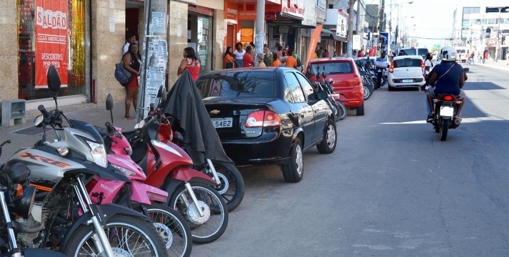 Prefeito anuncia audiência pública para discutir implantação da Zona Azul em Feira 