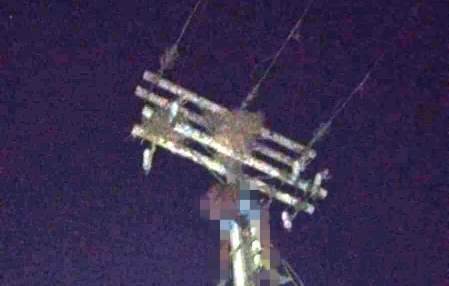 Homem é encontrado morto em poste de eletricidade em Feira de Santana