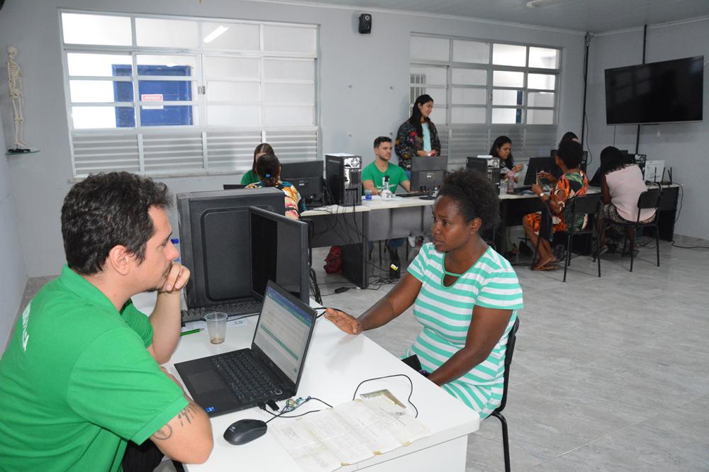 Moradores participam de atividade voltadas para o Julho das Pretas em Humildes