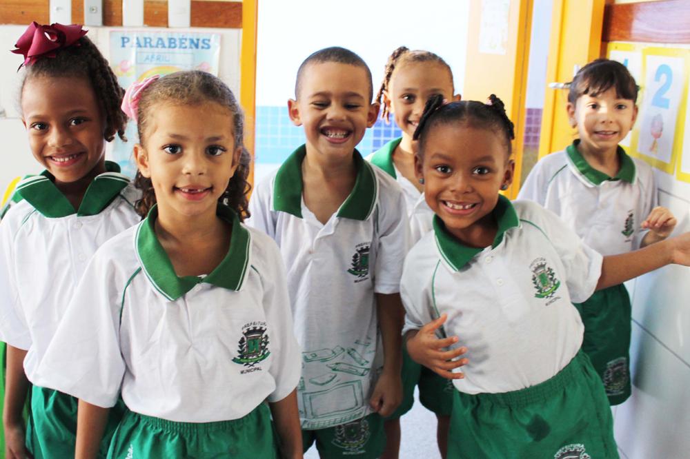 Licitação para aquisição de fardamento para 55 mil estudantes acontece no início de agosto