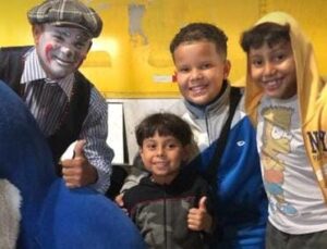  Circo mantém viva a arte de encantar crianças e adultos
