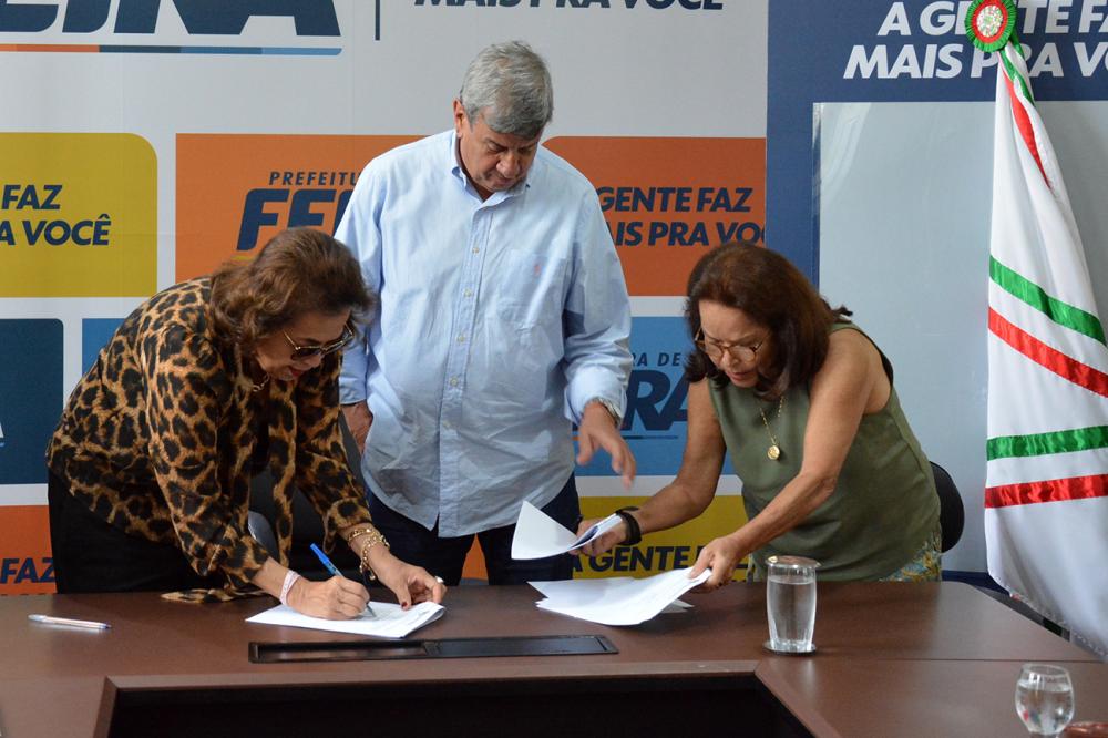 Ativo em 40 países, programa de combate ao consumo precoce de álcool chega em Feira