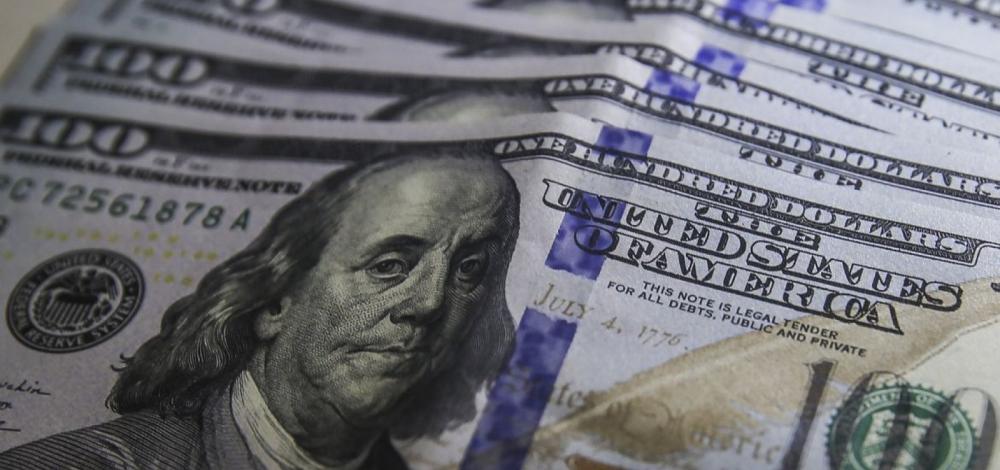 Após corte de juros, dólar sobe 1,91% e atinge R$4,89