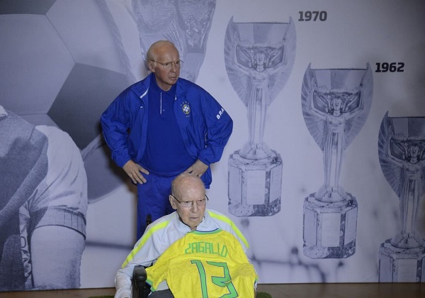 Zagallo está internado em hospital do Rio de Janeiro por infecção urinária