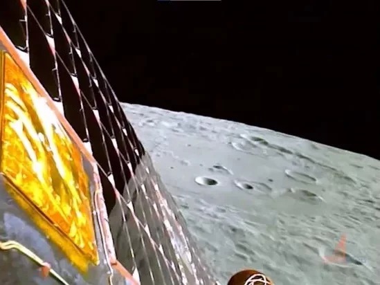 Índia se torna o quarto país a pousar uma espaçonave na Lua